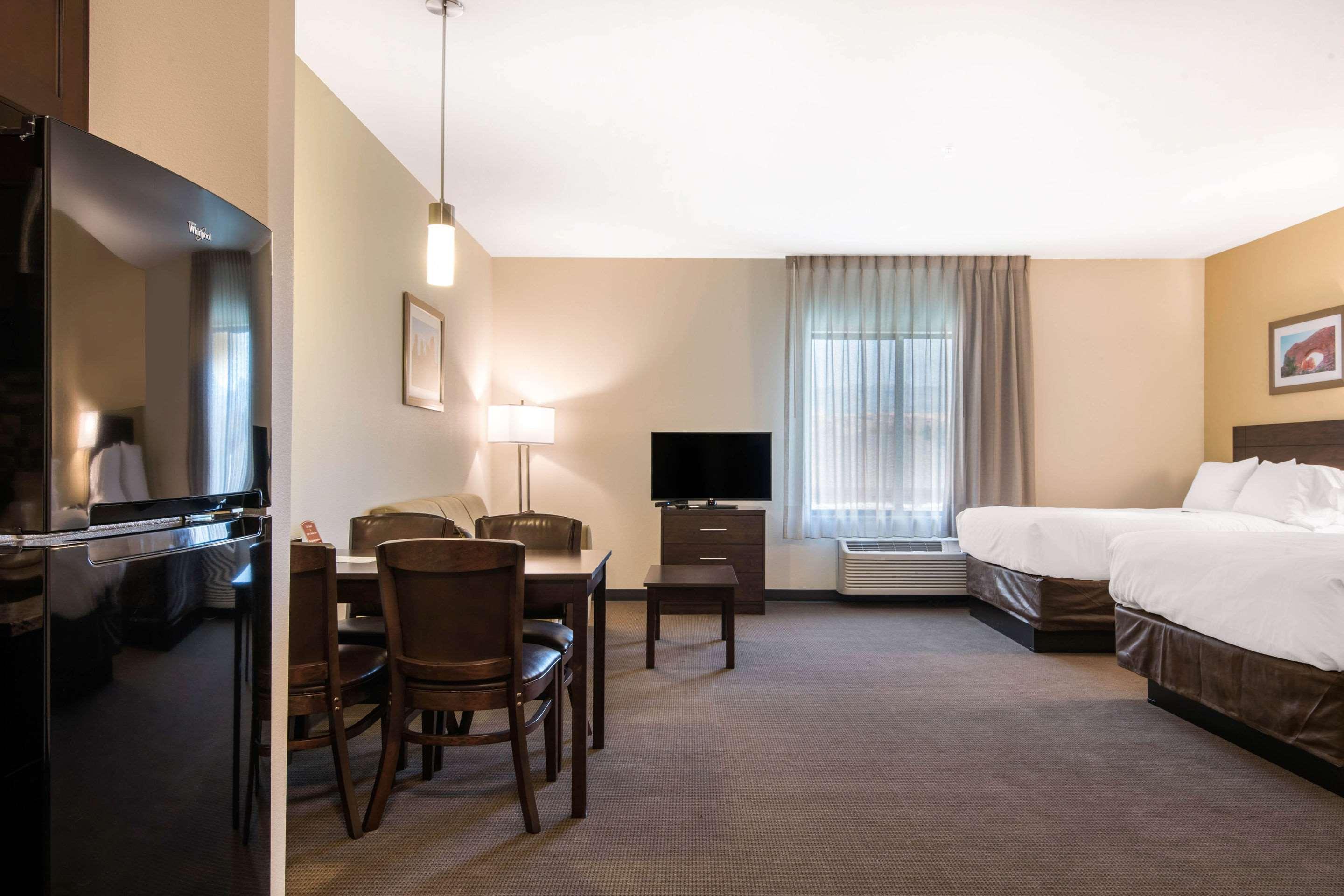 Mainstay Suites Moab Near Arches National Park Bagian luar foto